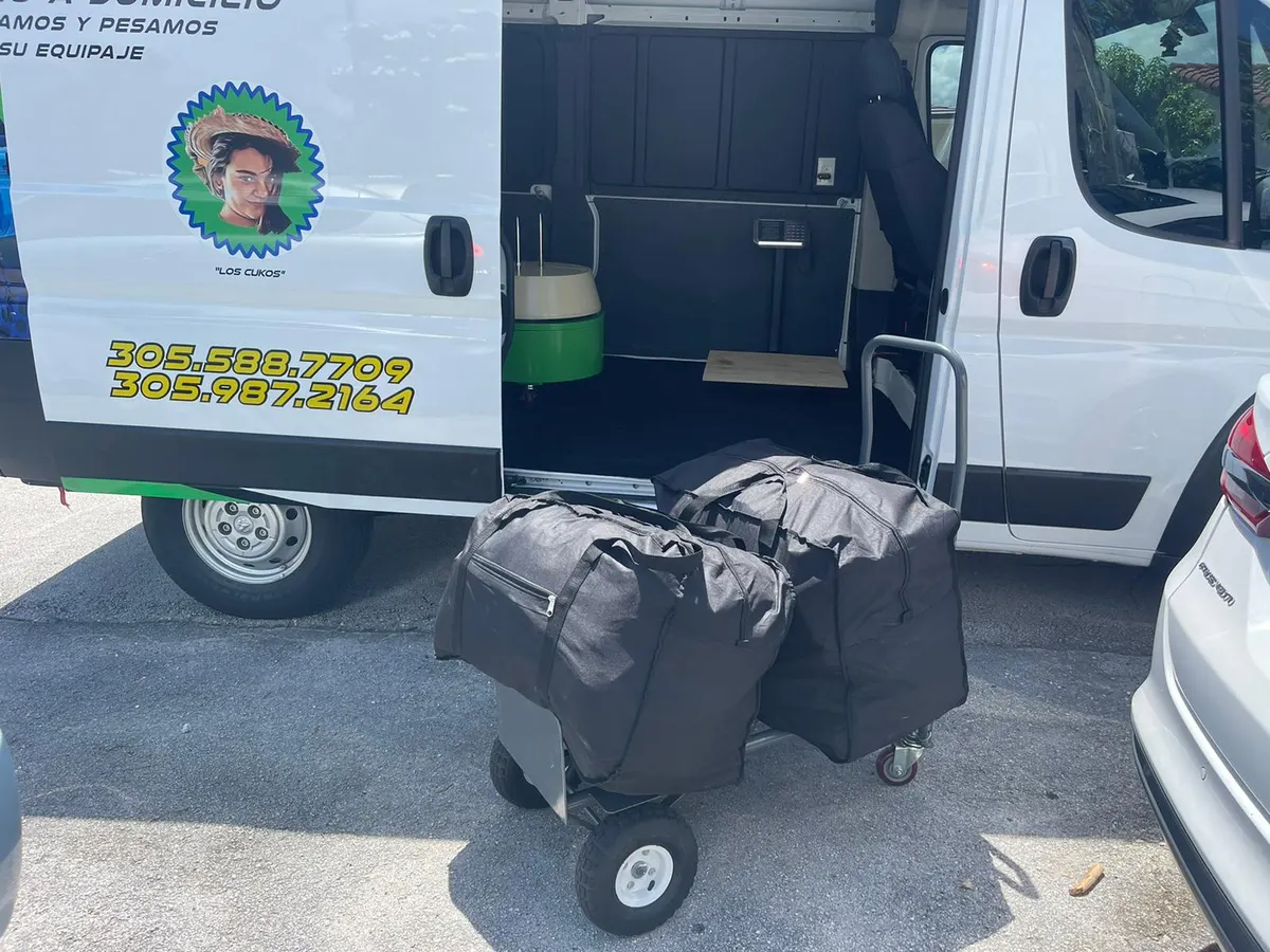 Servicio express en Homestead, viaje a Camagüey — 1