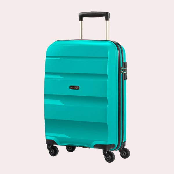 Seleccionamos las maletas de cabina más cómodas para viajar - TWIST & WRAP  TO GO - Rapeo de maletines - Miami
